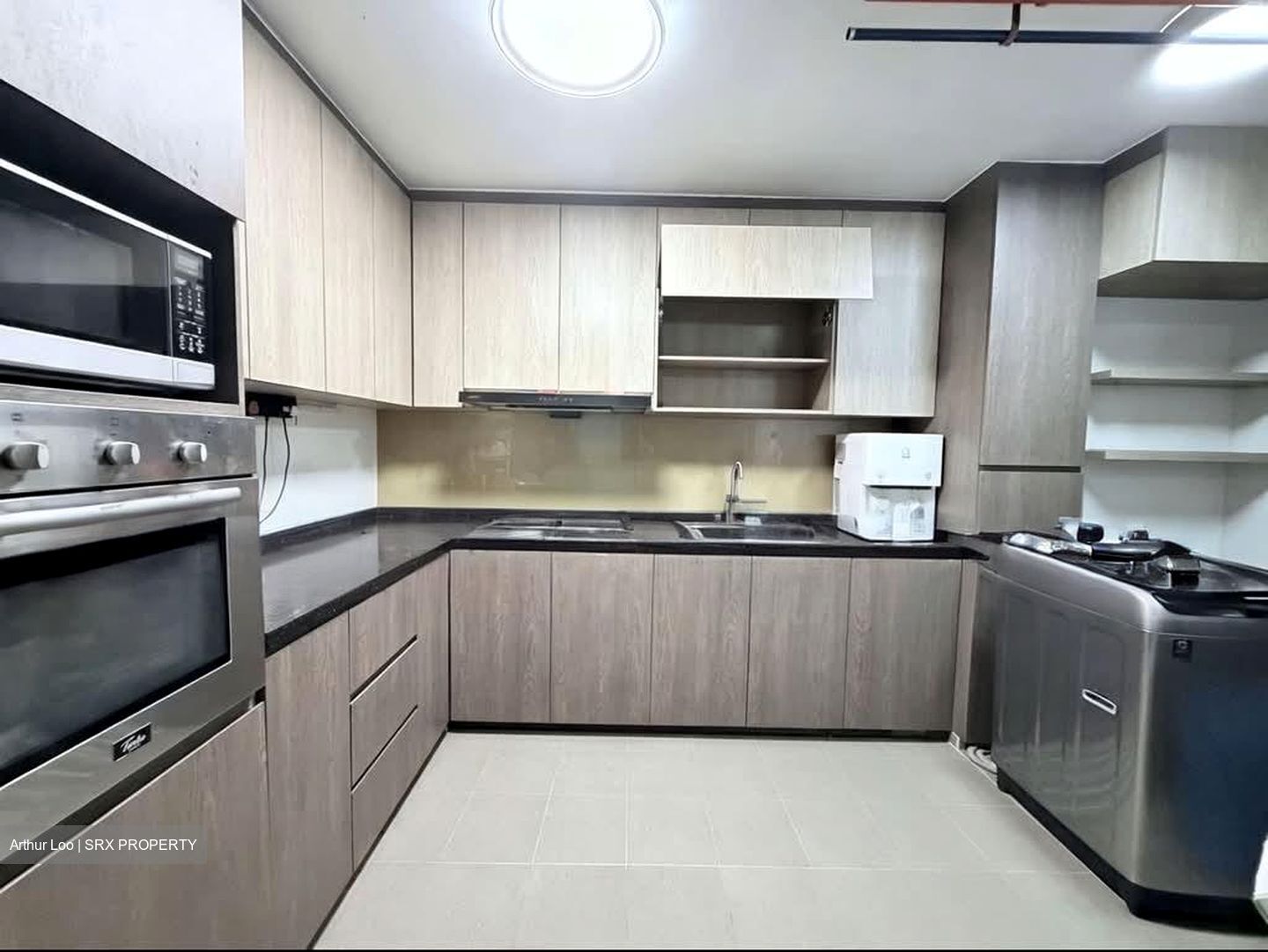 Blk 407 Hong Kah Court (Jurong West), HDB Executive #593384631